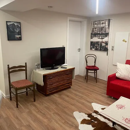 2 Pièces 45m2 Rez-de-jardin-terrasse Appartement Strasbourg